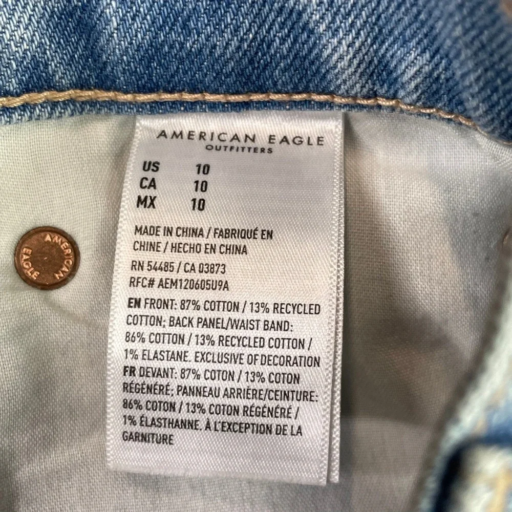 American Eagle Perfect Bermuda Shorts Womens 10 Blue Strigid Distressed Raw Hem